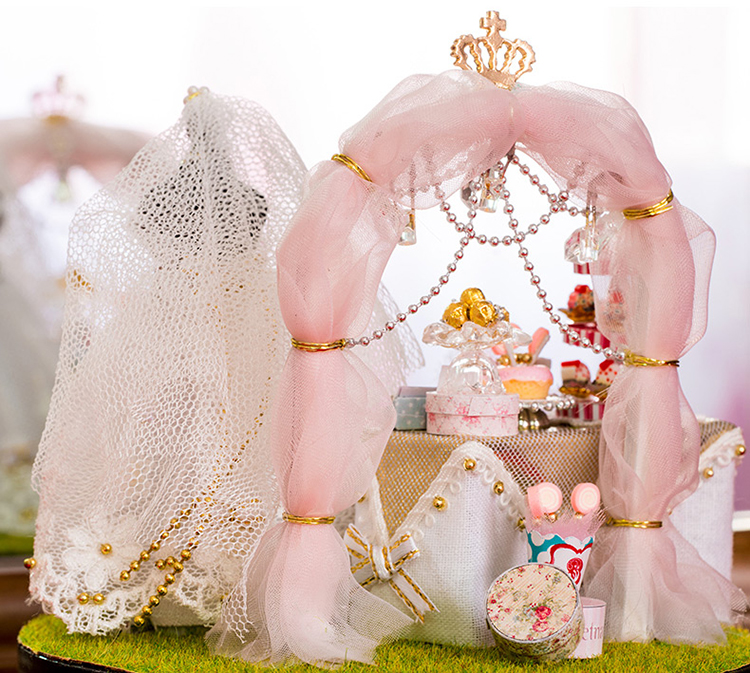 Dollhouse